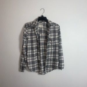 american eagle black and white flannel